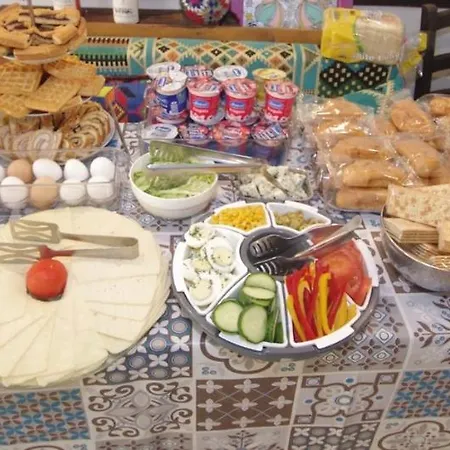 The Exiles * Σλιέμα