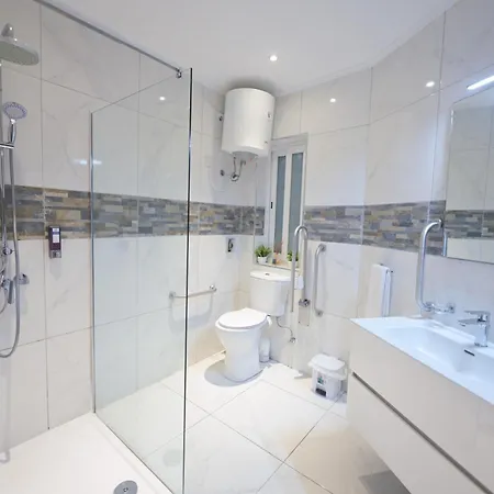 The Exiles Ξενοδοχείο Σλιέμα