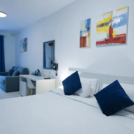 The Exiles Σλιέμα