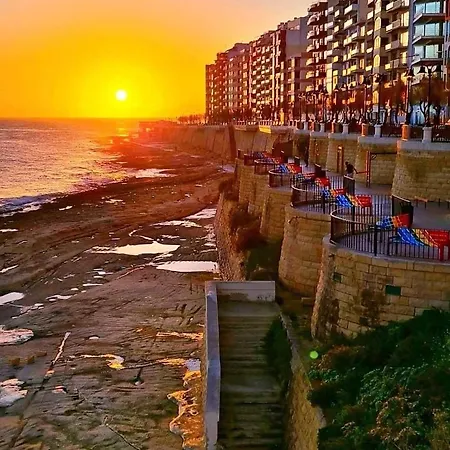 Hotel The Exiles Sliema