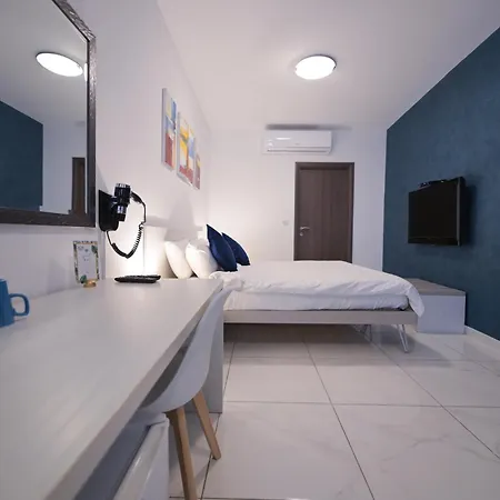 The Exiles Hotel Sliema